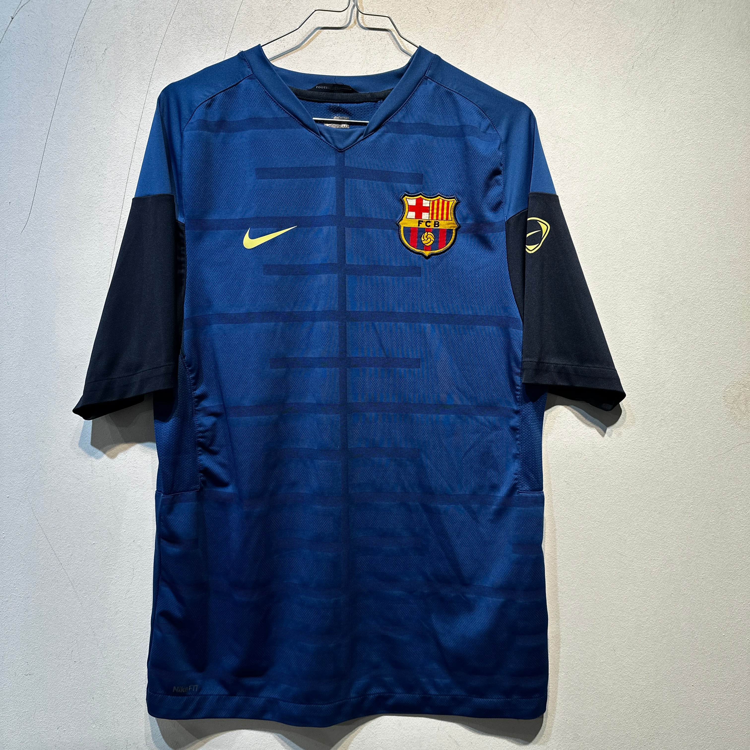 FC Barcelona Training – 2009/2010 – Medium