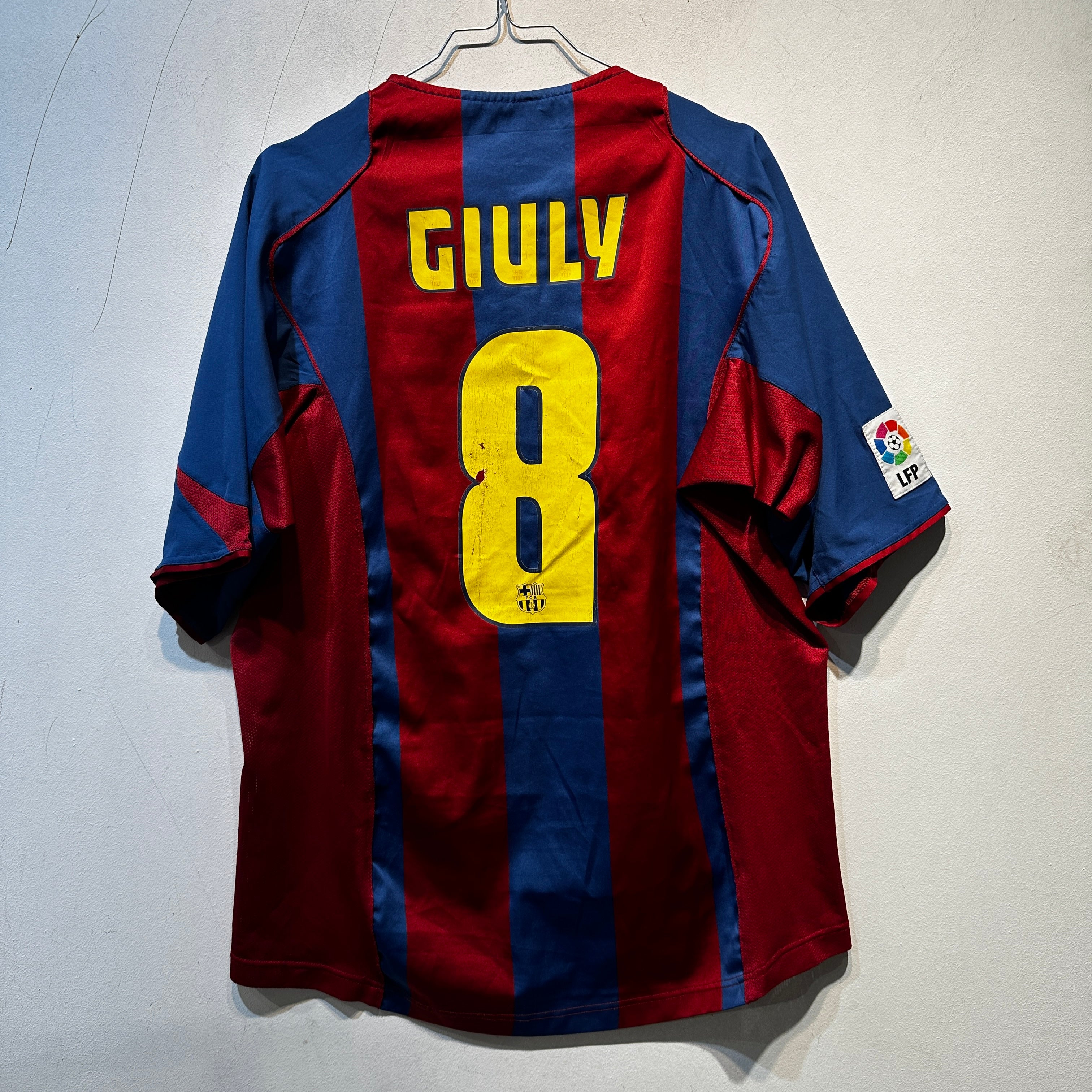 FC Barcelona “Giuly” Home – 2004/2005 – Large