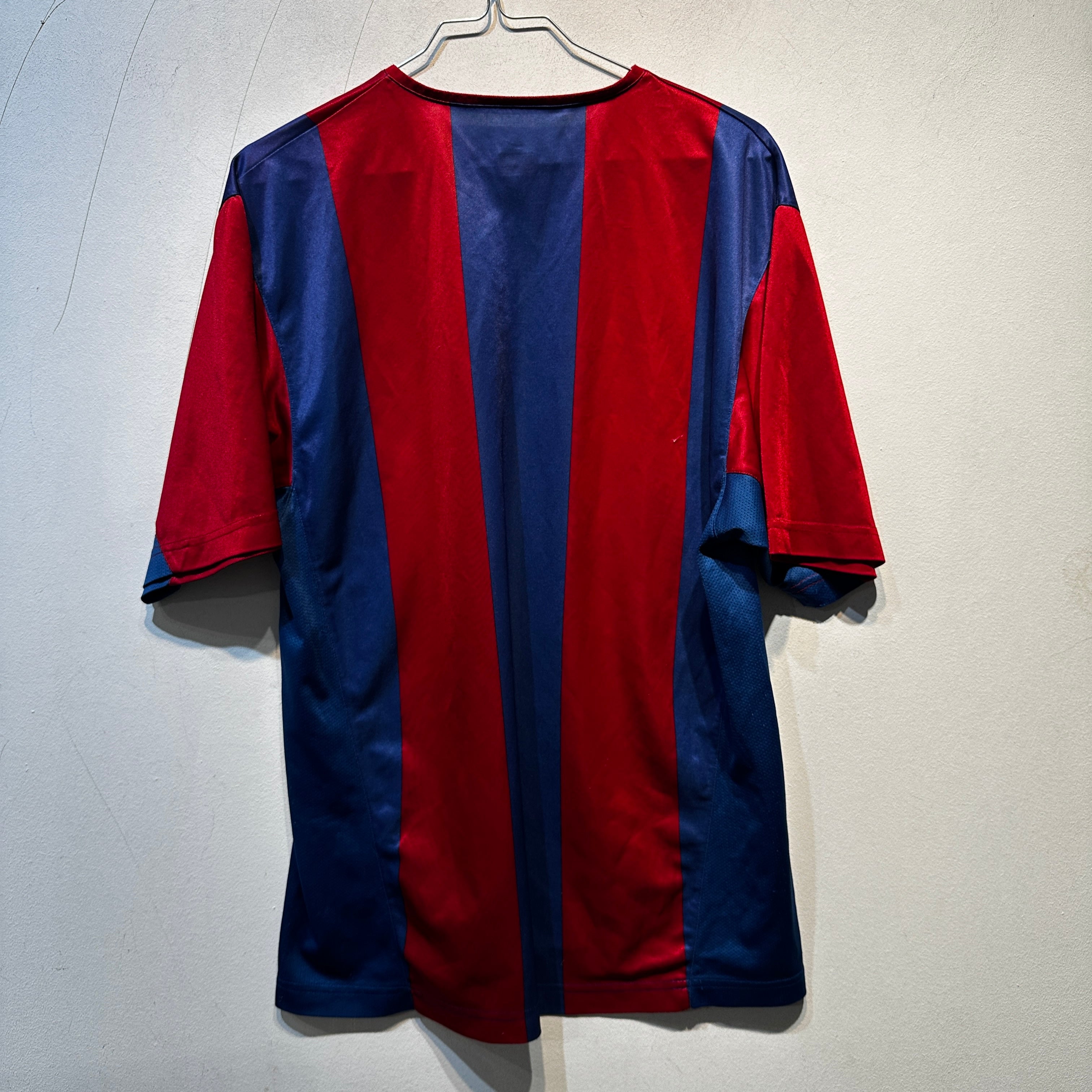 FC Barcelona Home Shirt – 2004/2005 – Medium