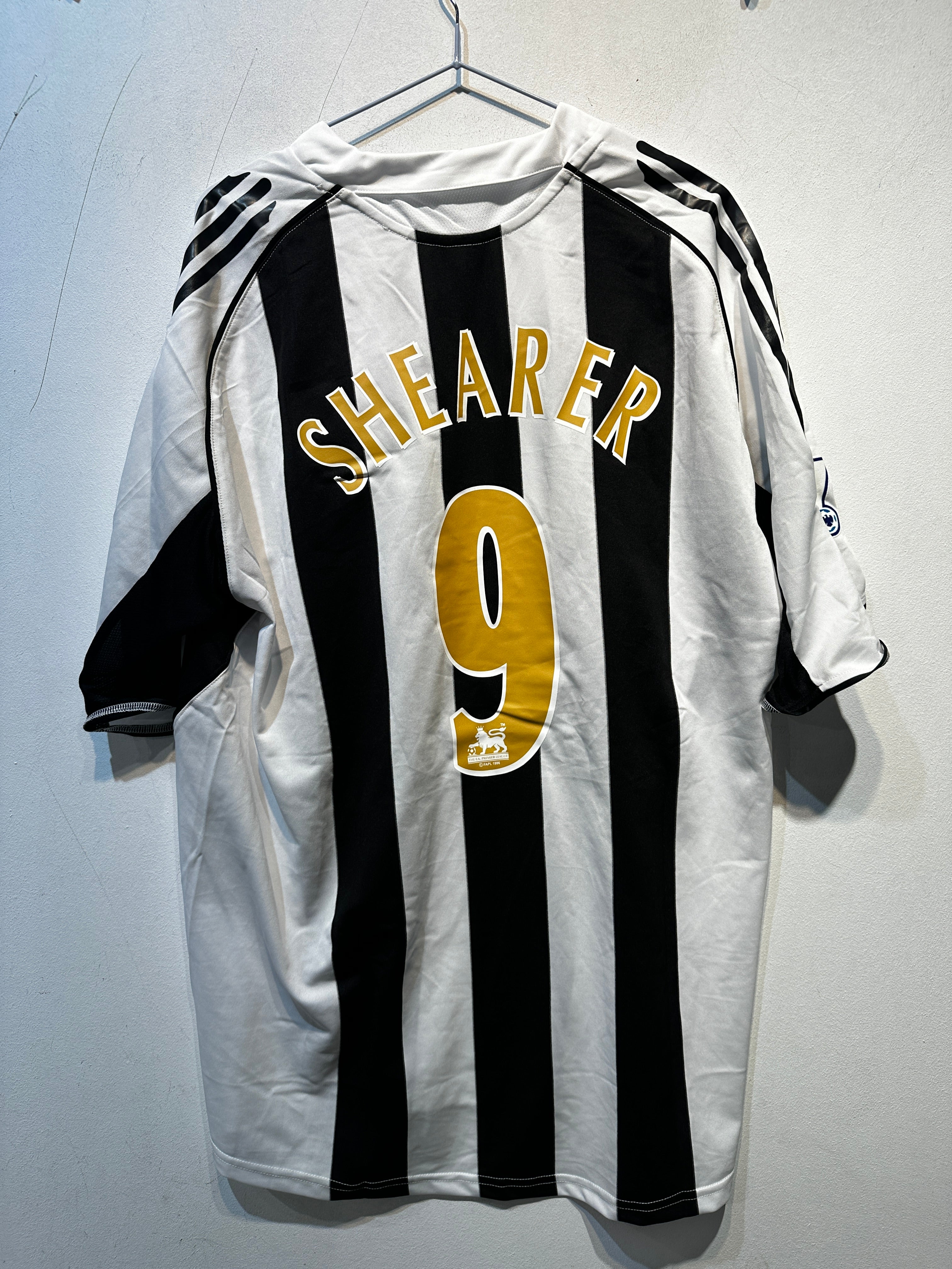 Newcastle United “Shearer” Home – 2004/2005 – XL