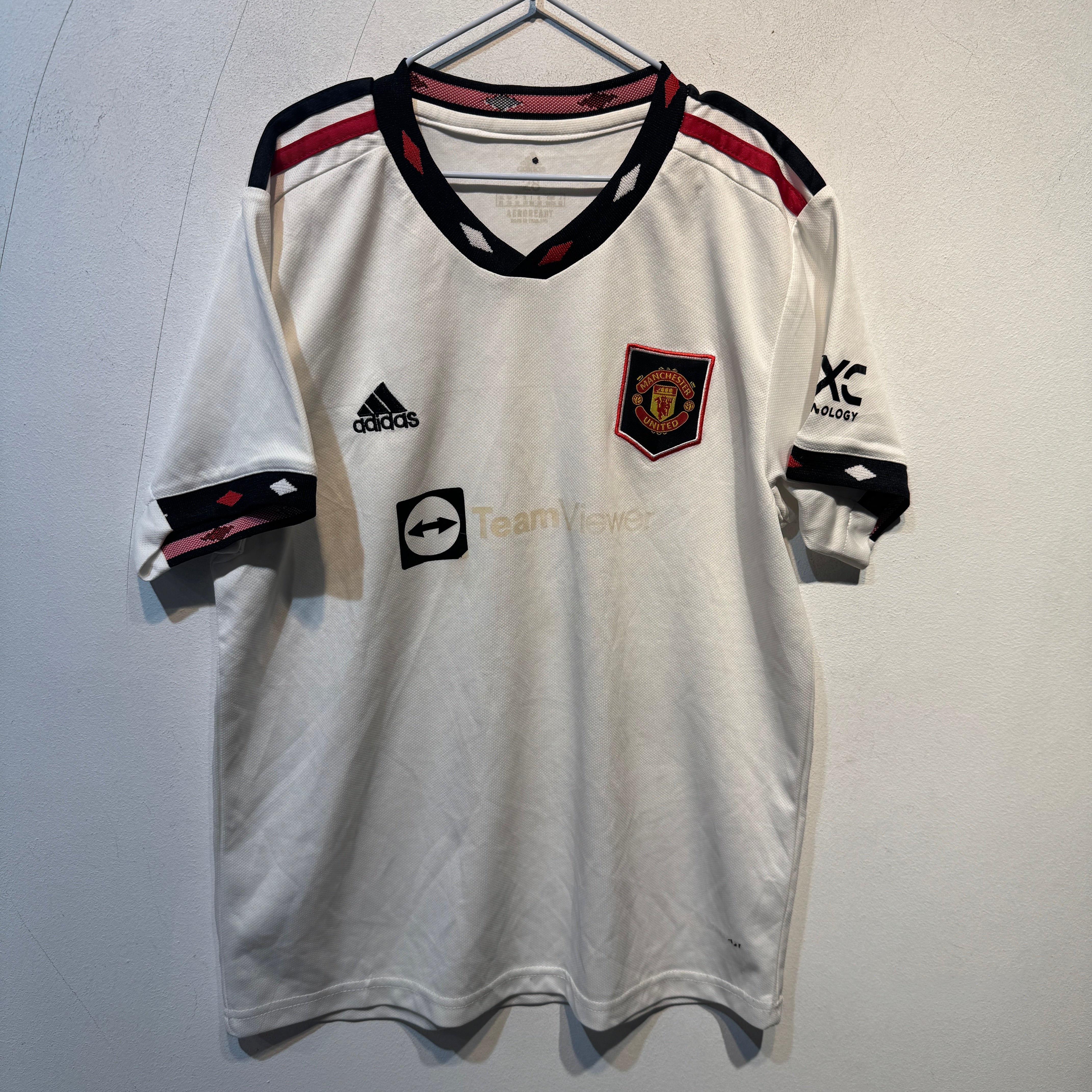 Manchester United Away Shirt 2022/2023 – Junior Size 28 – Adidas