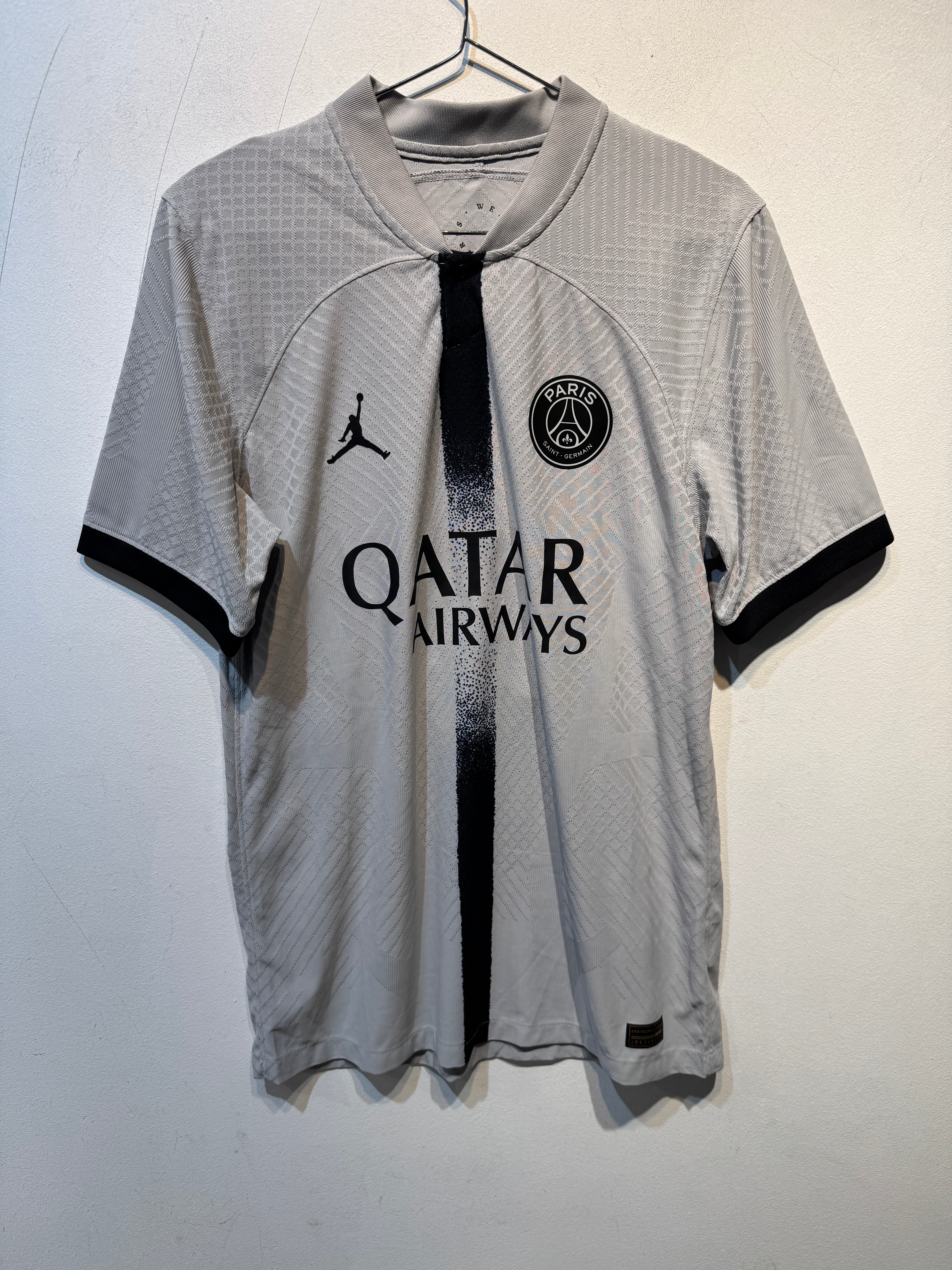 Paris Saint-Germain Away – 2022/2023 – Large