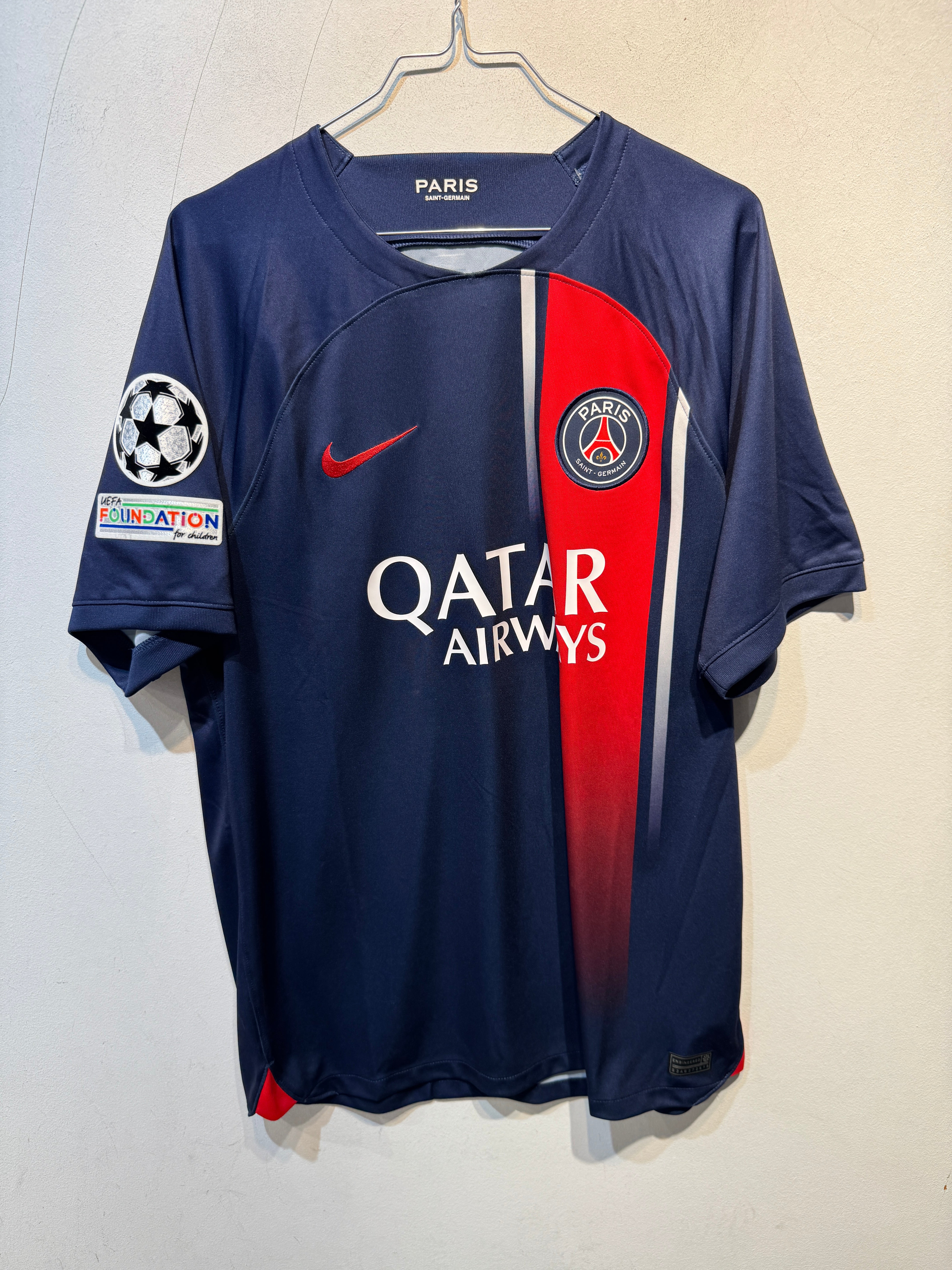 Paris Saint-Germain “Mbappé 7” Home – 2023/2024 – Large