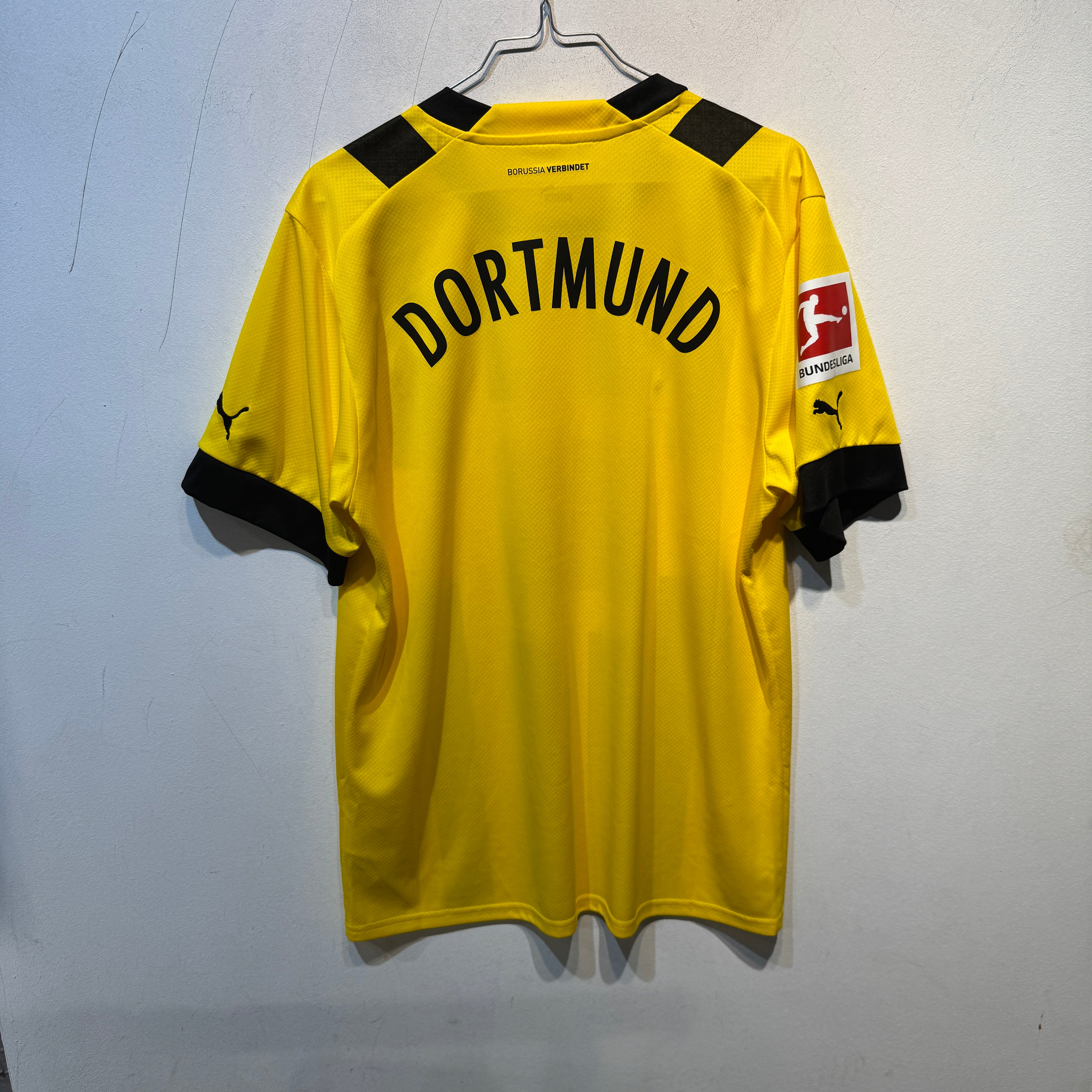 Borussia Dortmund Home – 2021/2022 – Large