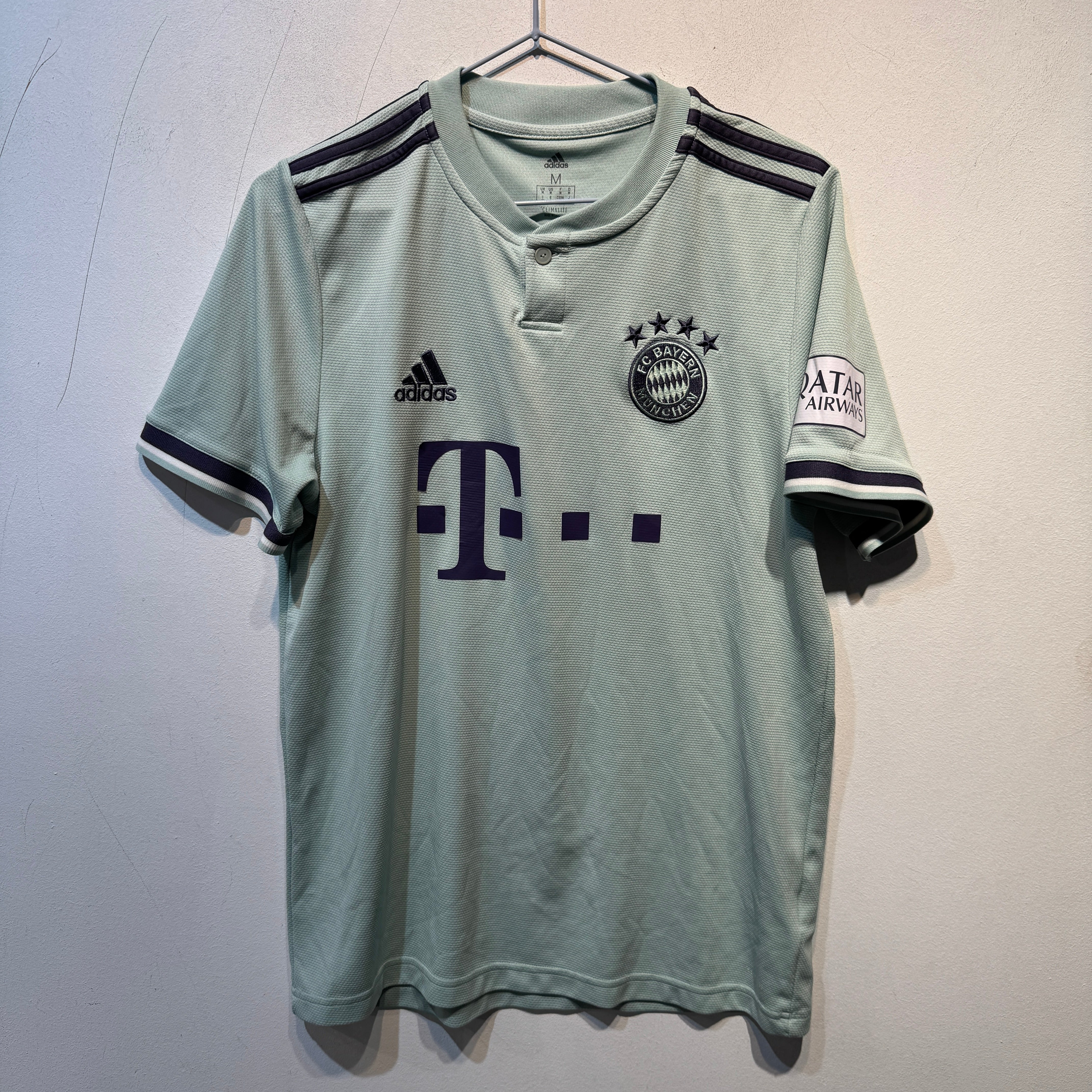 FC Bayern München Away – 2019/2020 – Medium