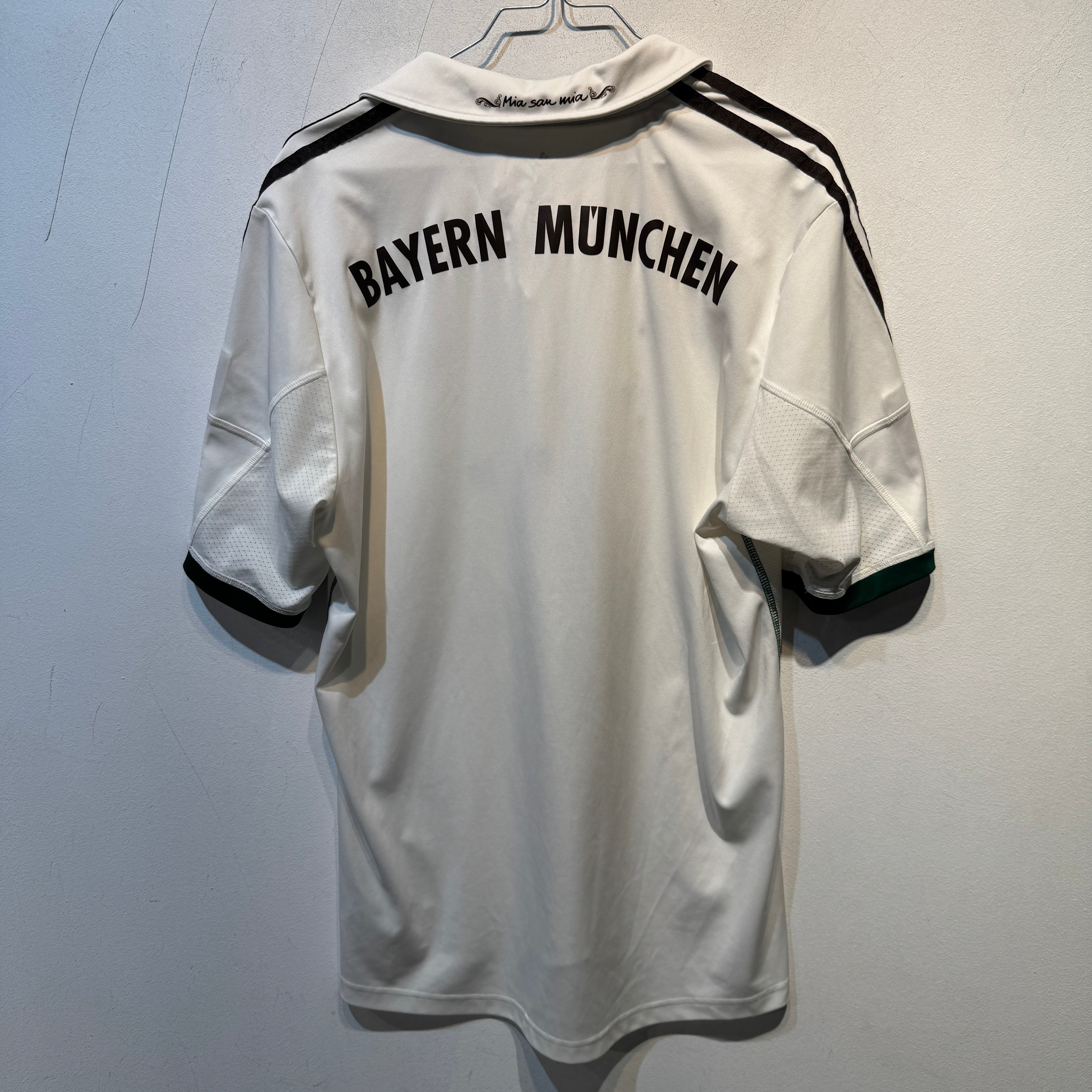 FC Bayern München Away – 2013/2014 – Large