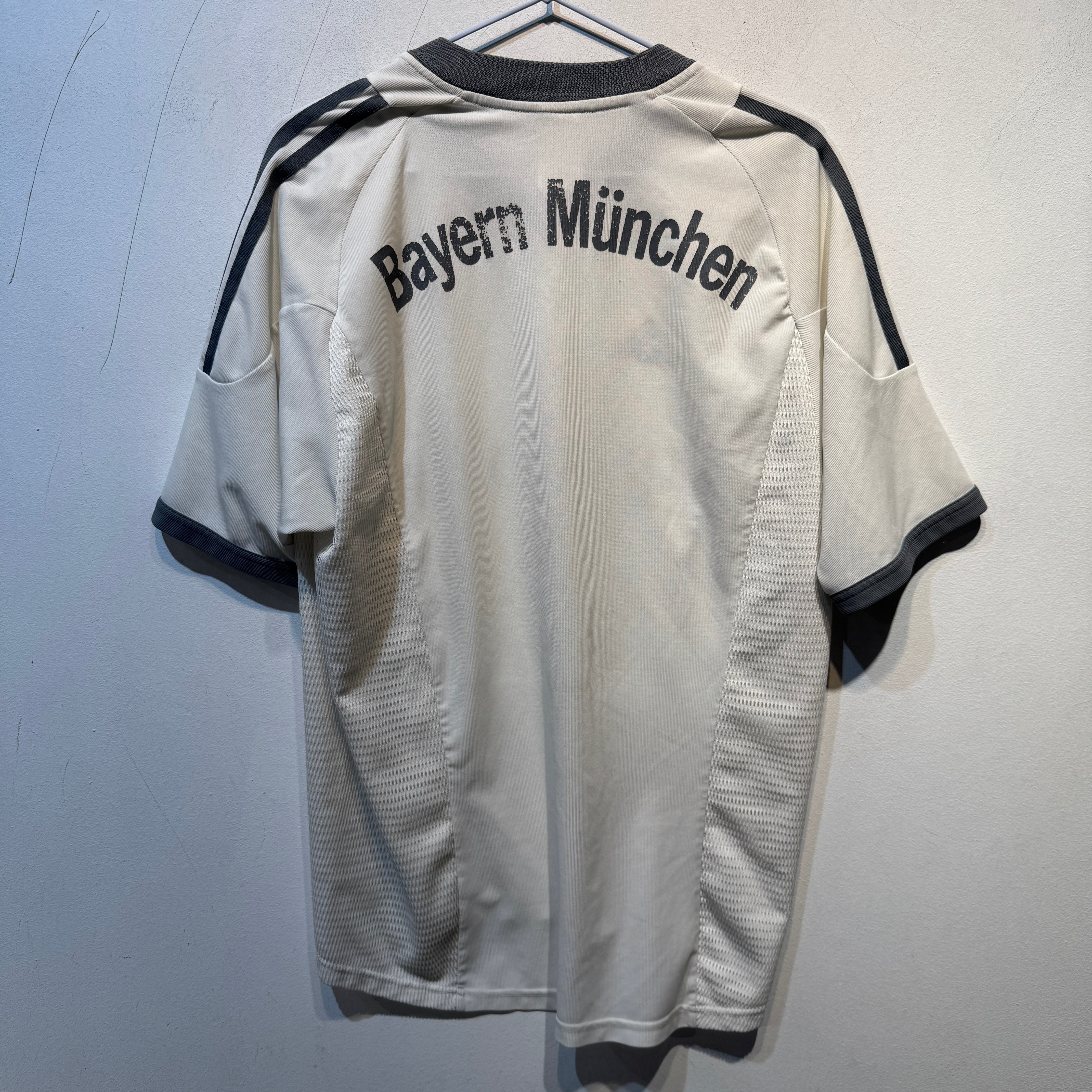 FC Bayern München Away – 2003/2004 – Medium