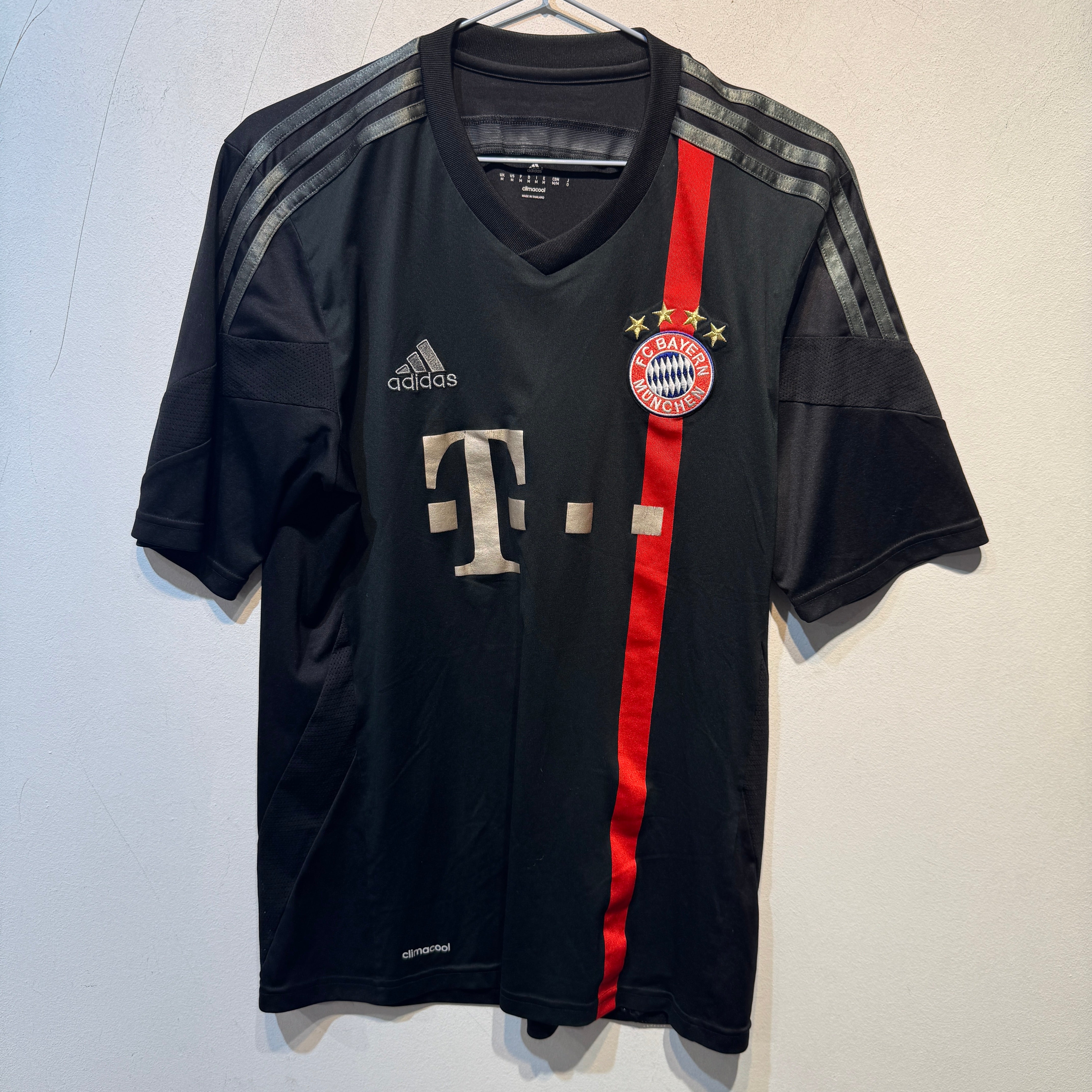 FC Bayern München Away – 2015/2016 – Medium
