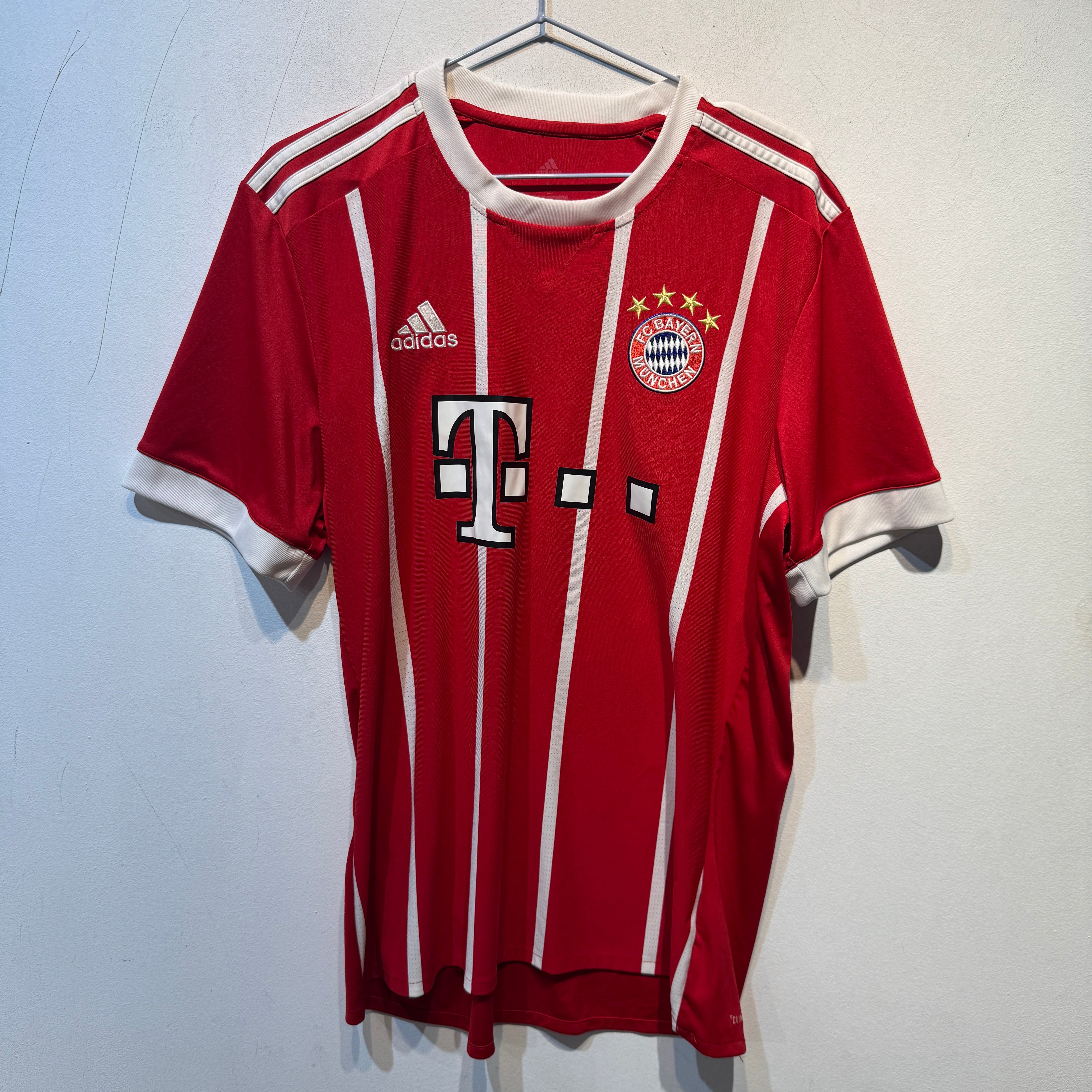 FC Bayern München “Wagner” Home – 2017/2018 – Large
