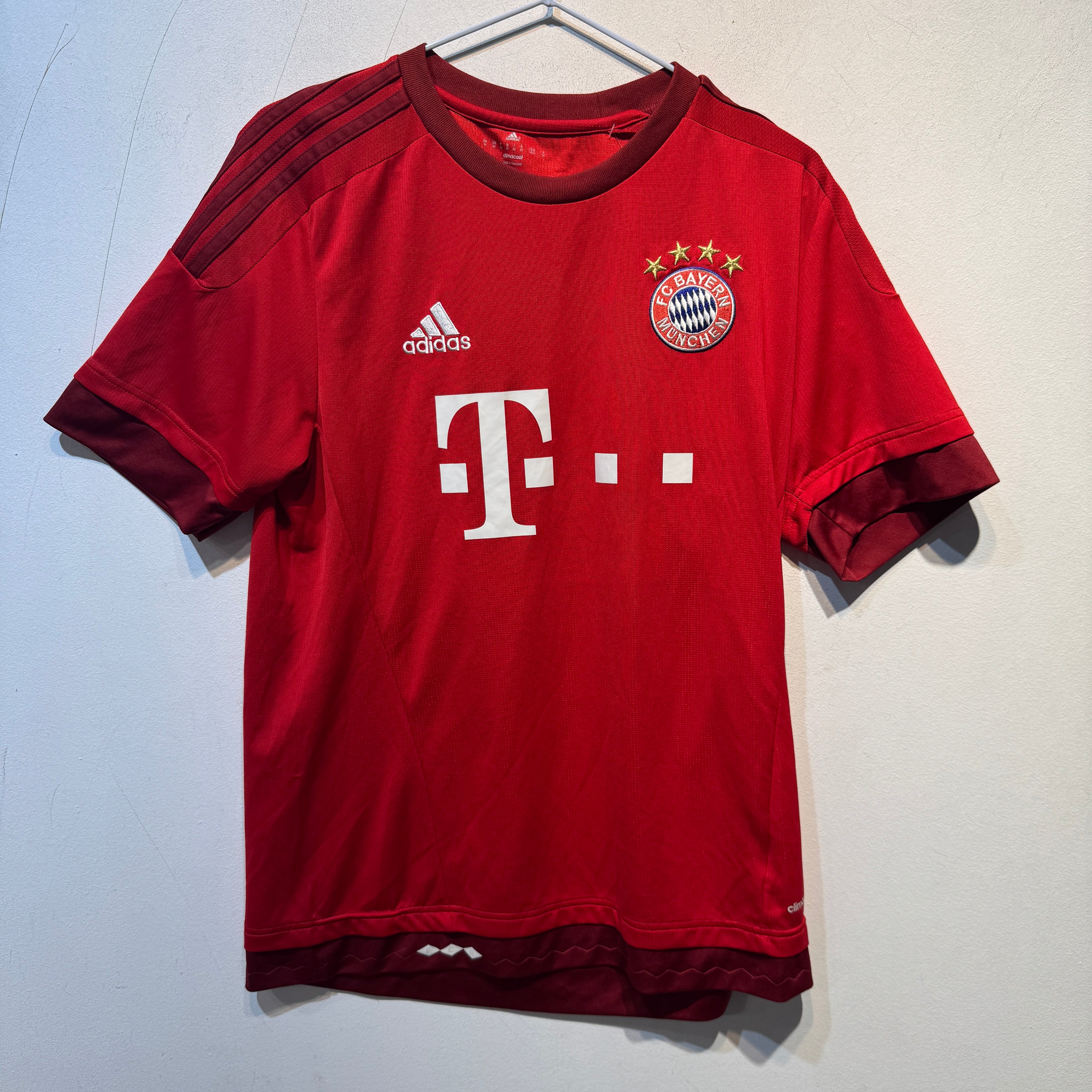 FC Bayern München Home – 2018/2019 – Medium