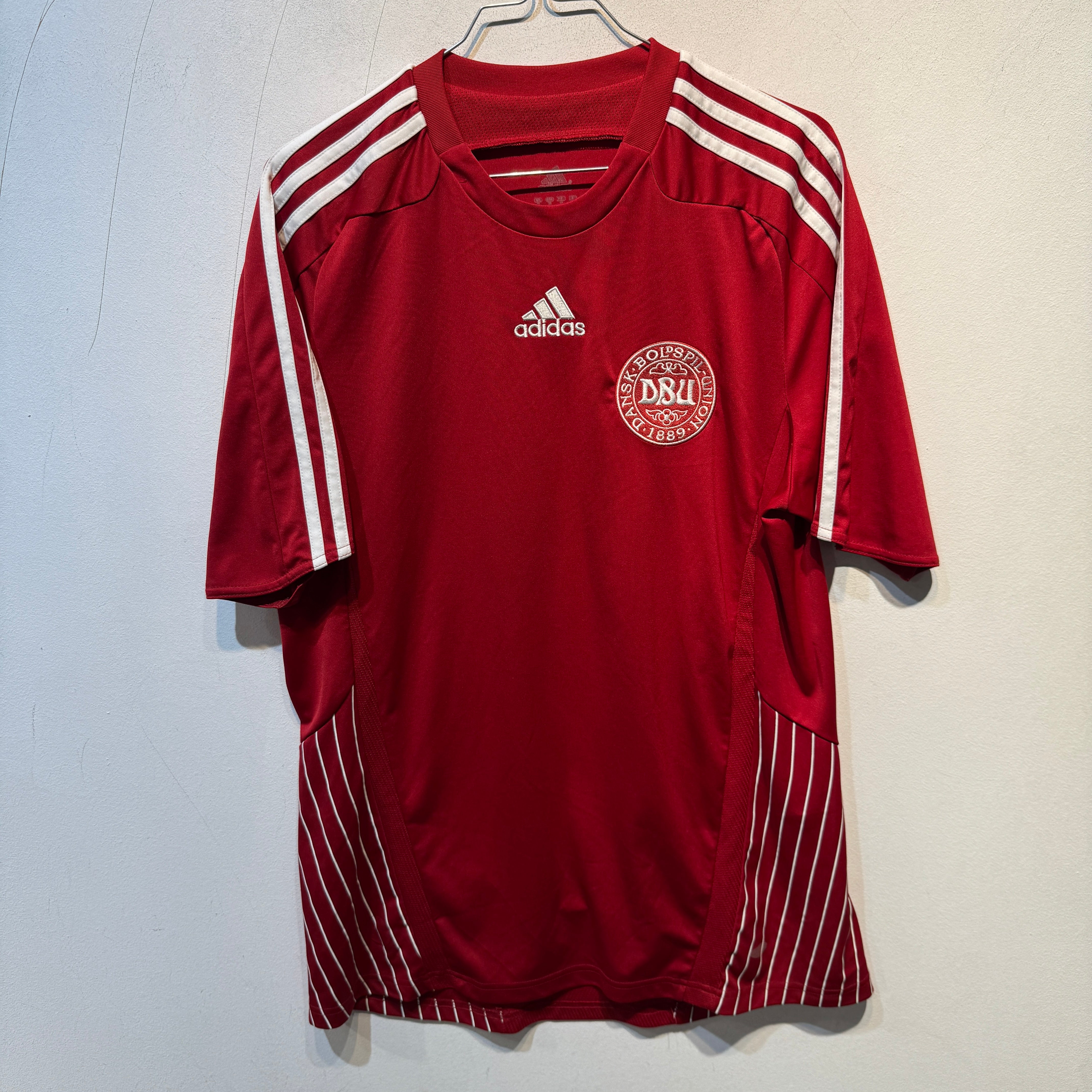 Denmark Home – 2008/2010 – Medium