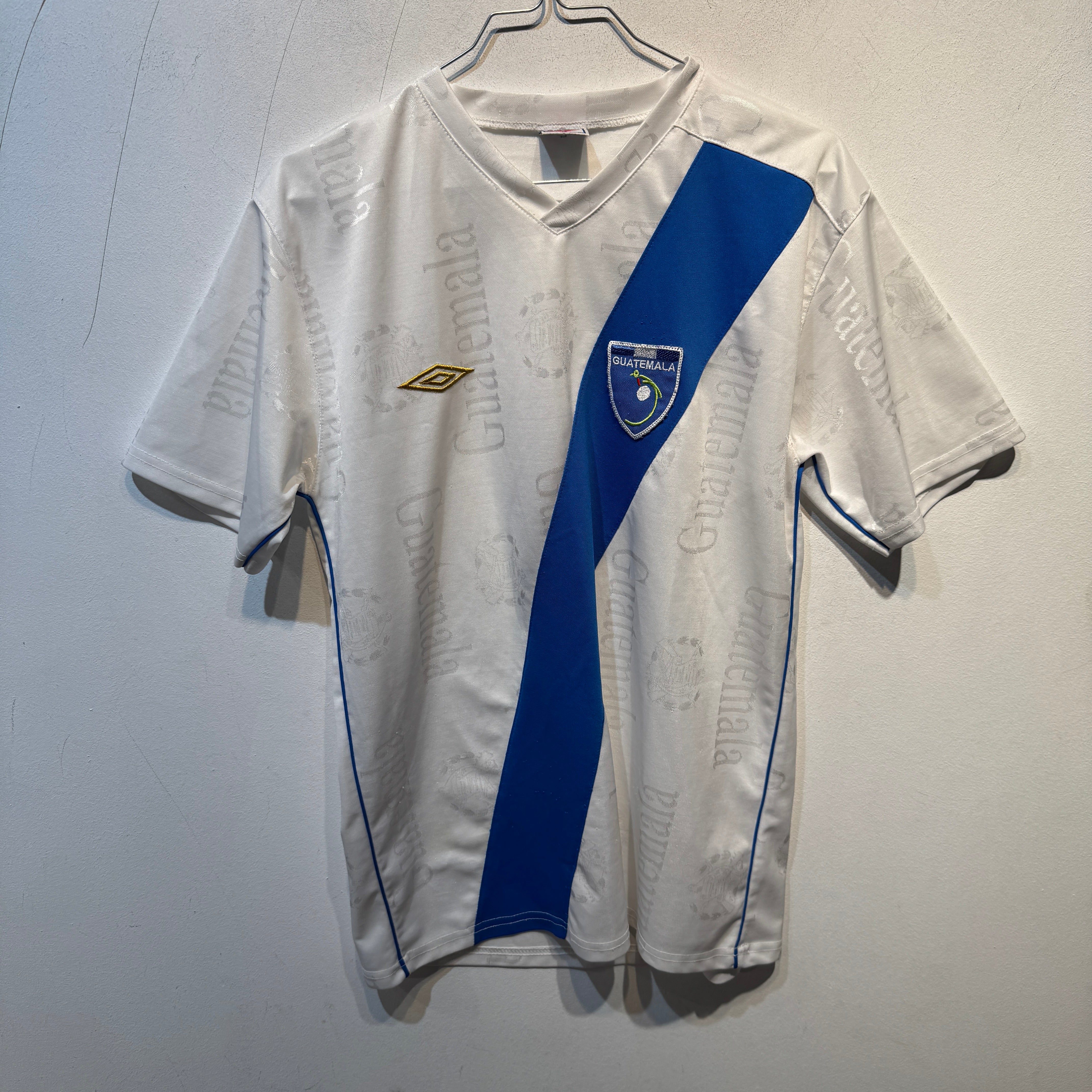Guatemala National Team Away Shirt – Umbro – 2006/2007 – Medium