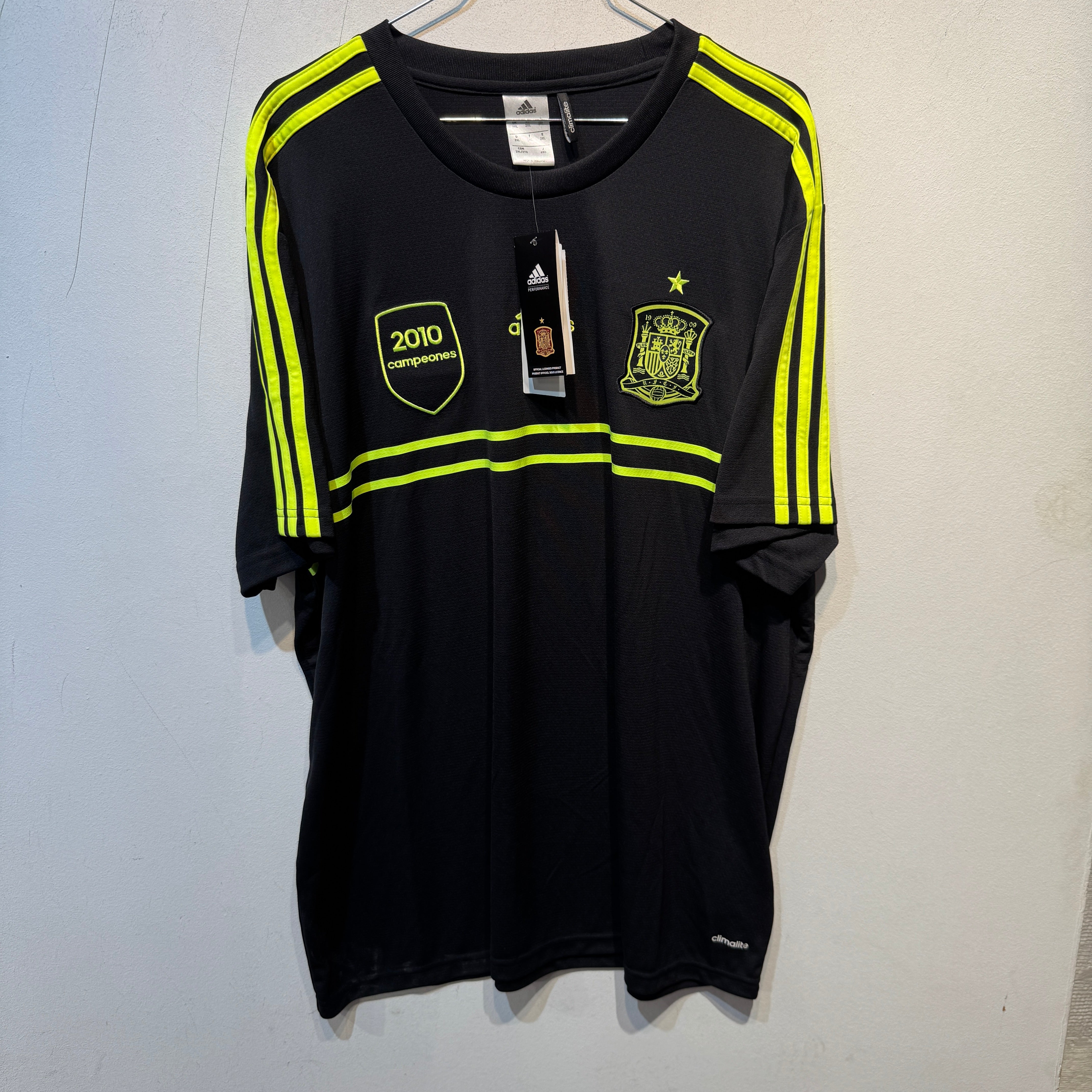 Spain “2010 Campeones” Training – Adidas – 2010/11 – 2XL