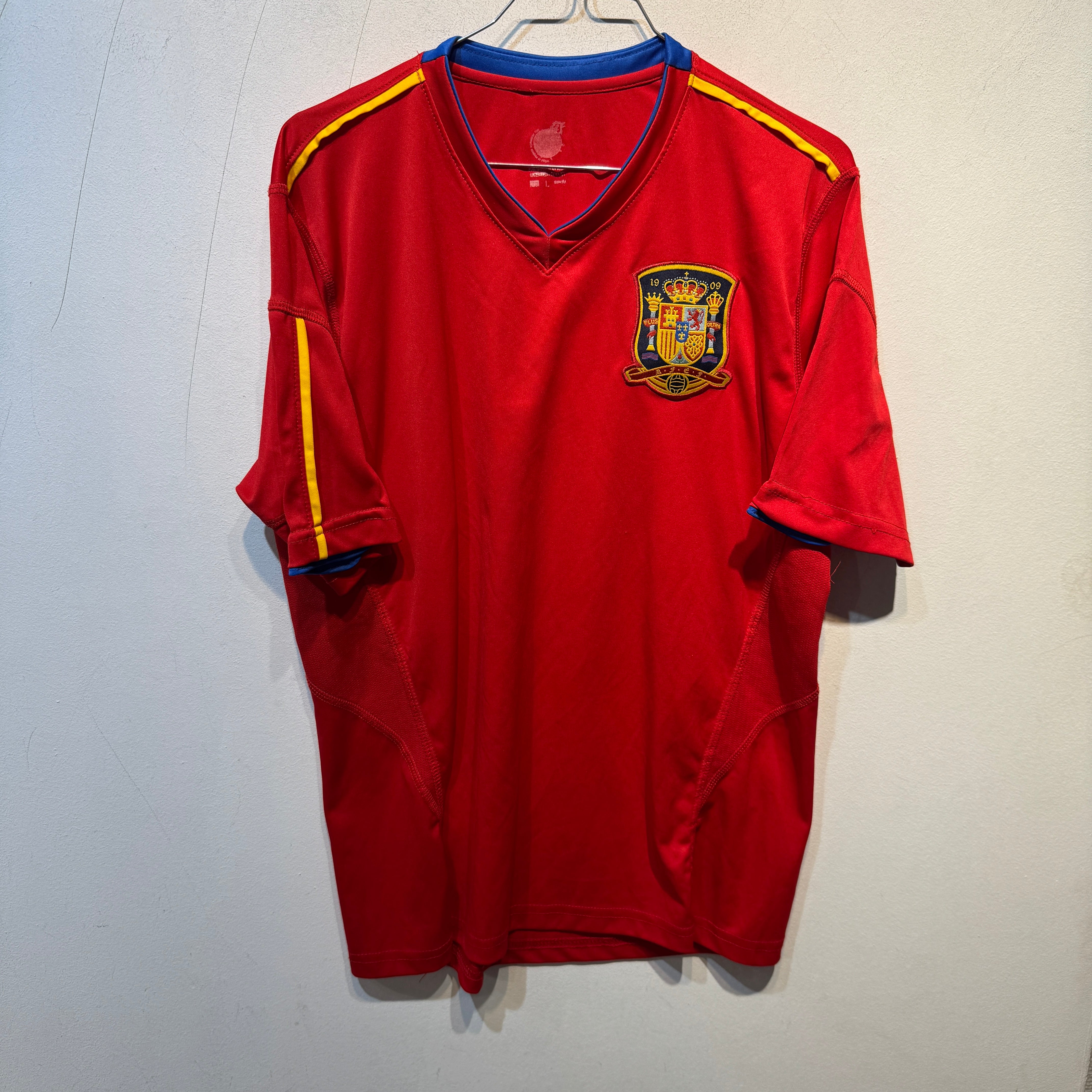 Spain Home – 2006 – Large