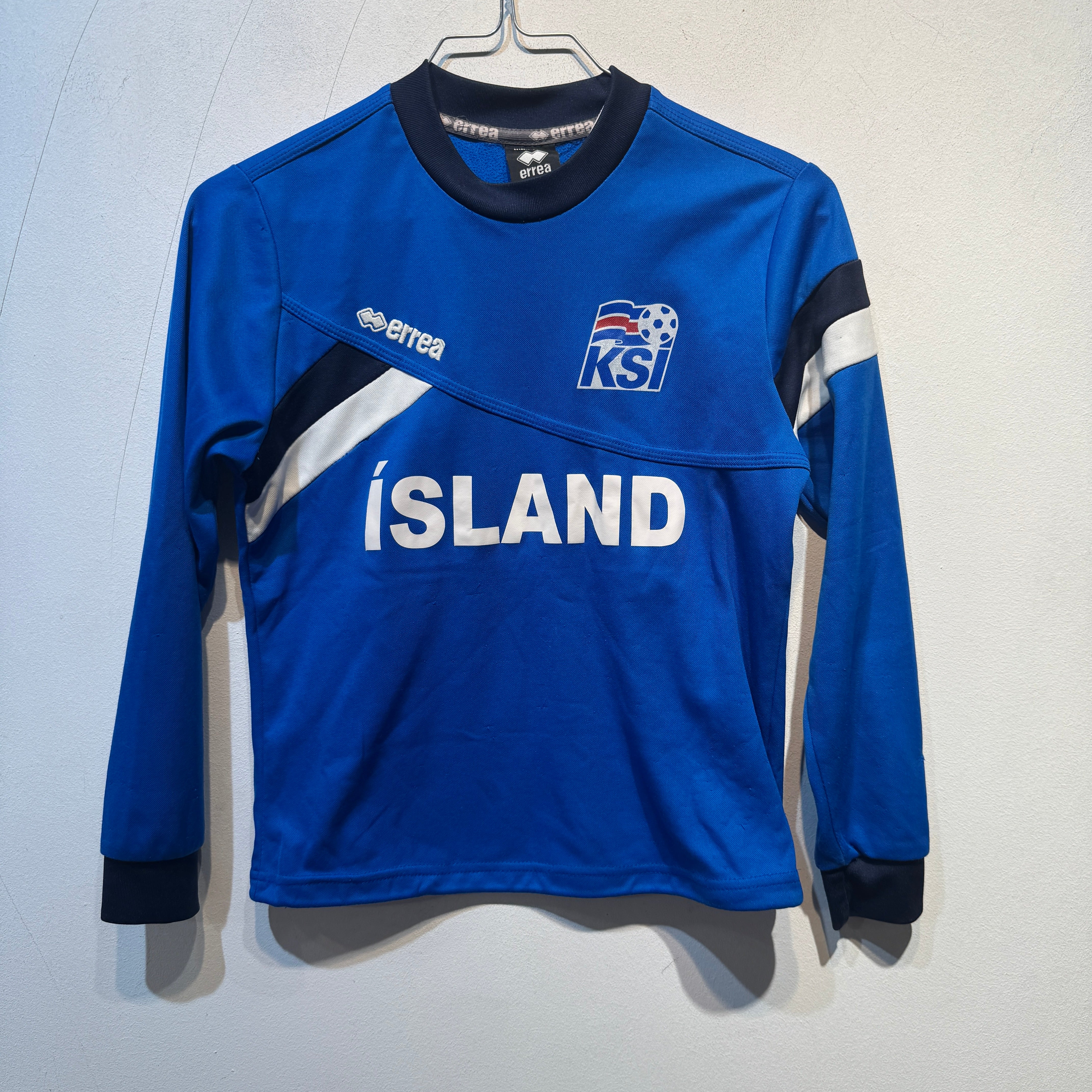 Iceland Training Top - 2016/2018 - Youth XS