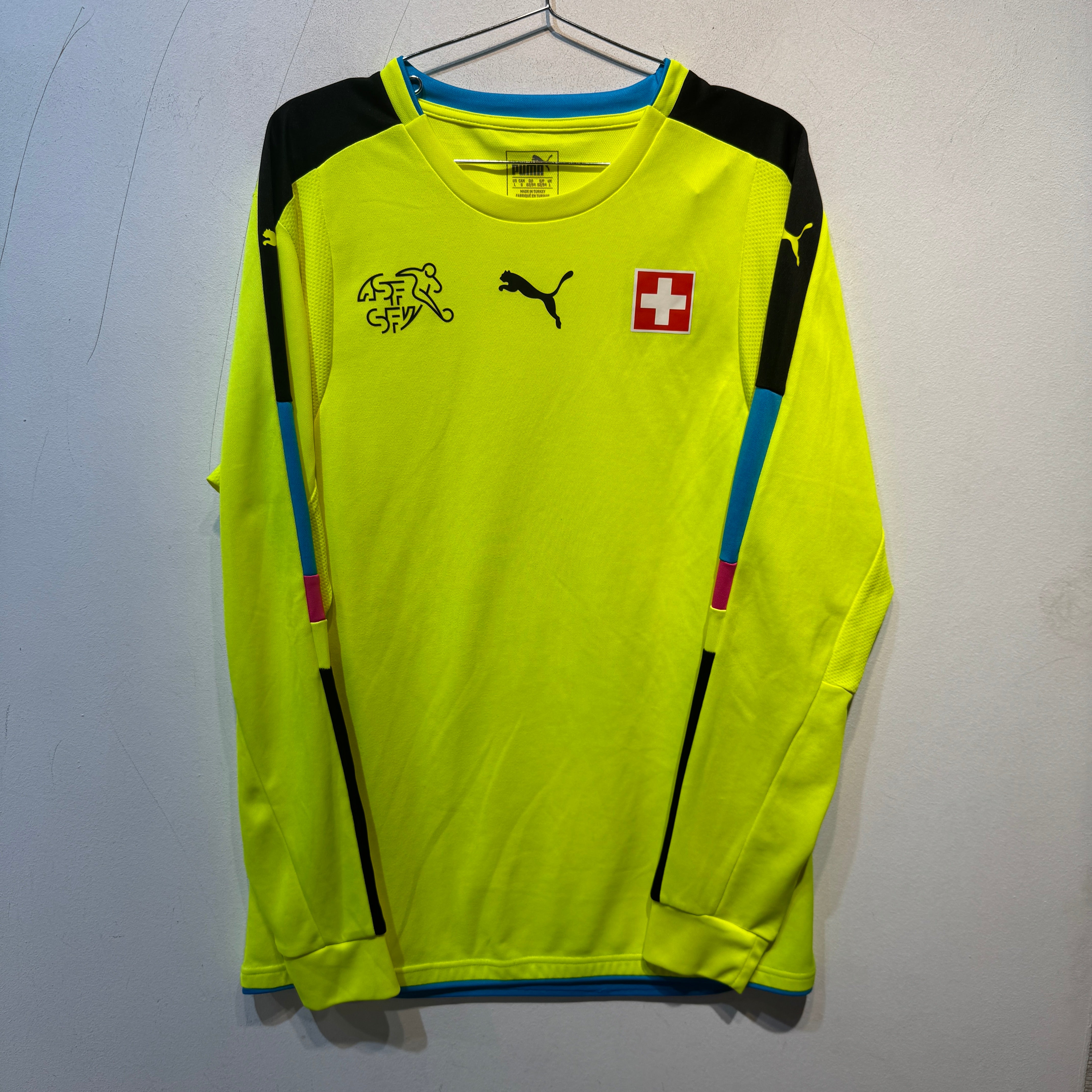 Switzerland Goalkeeper – 2014/2015 – Long Sleeve – Large