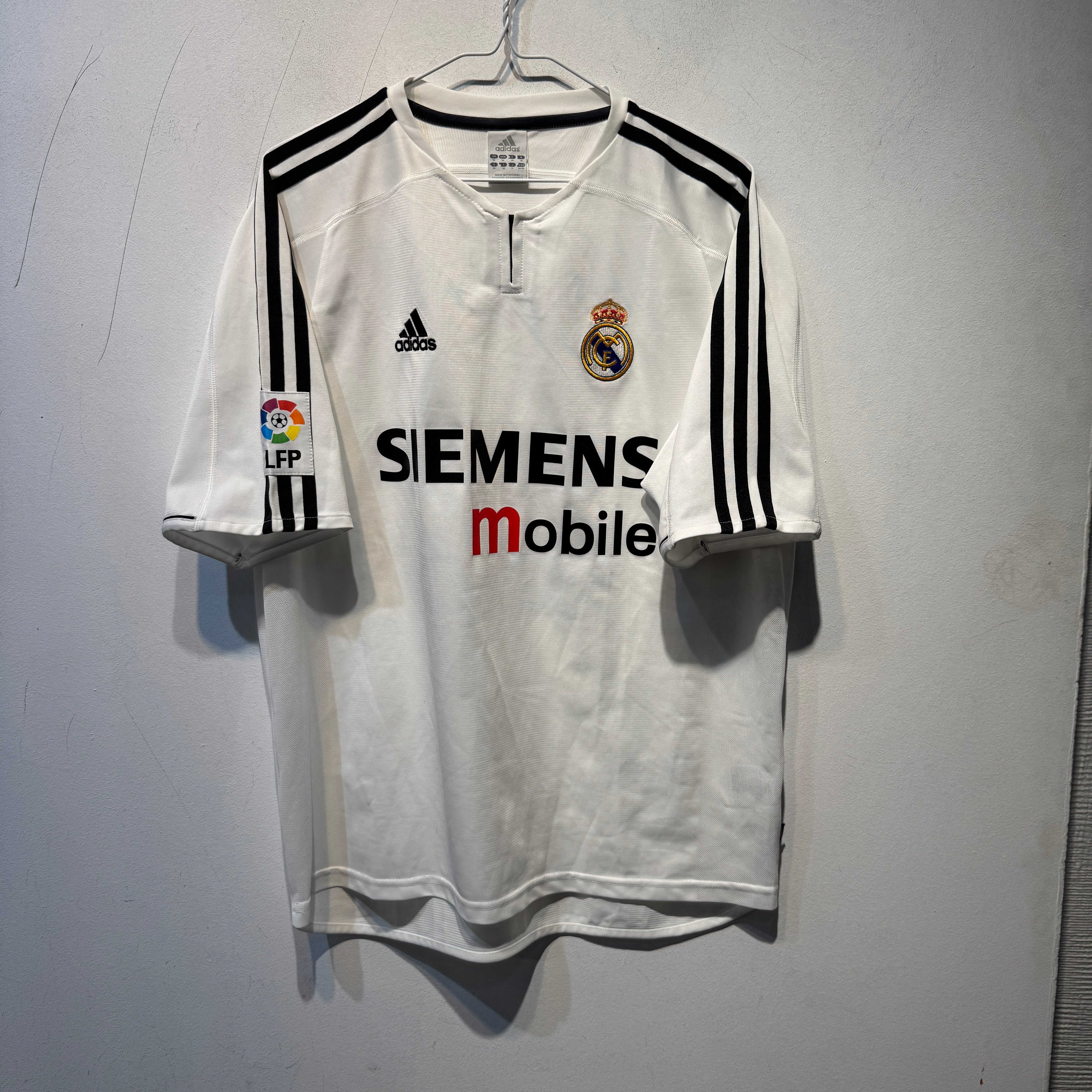 Real Madrid “Beckham” Home - 2003/2004 - Medium